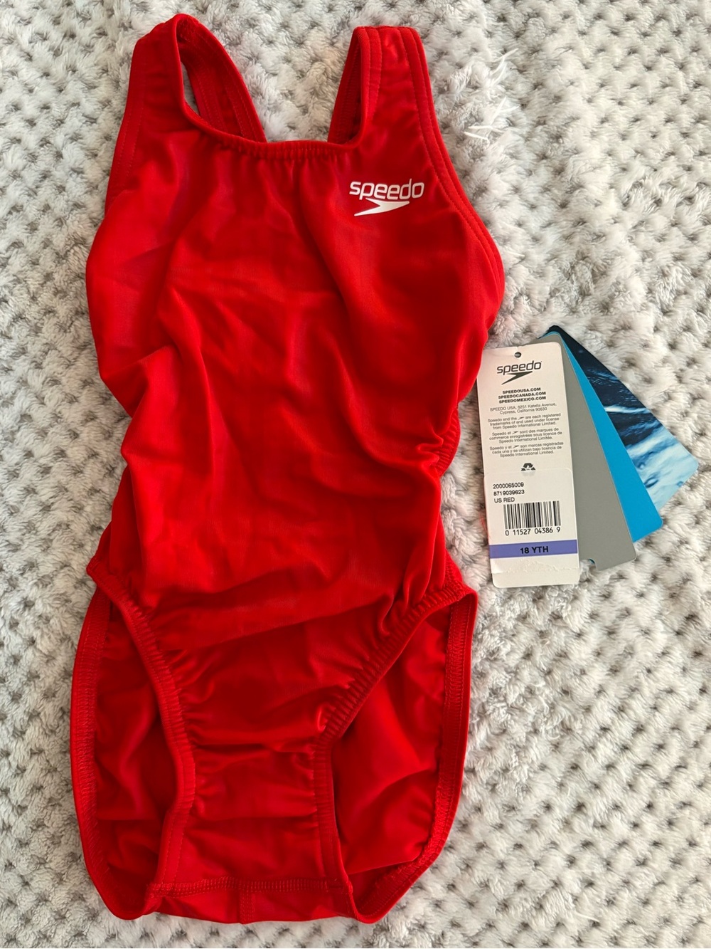 Speedo Girls’ Modern Aquablade Recordbreaker One-Piece Swimsuit in Red - Size 18 - Picture 2 of 6